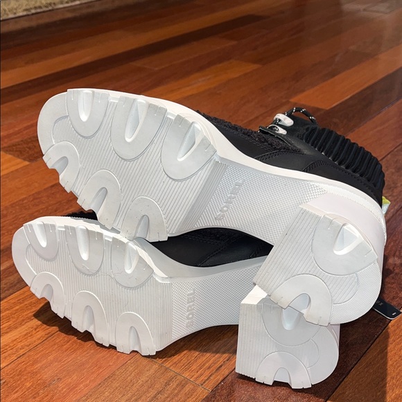 Sorel Black and White Lace-Up Boots - Picture 7 of 7